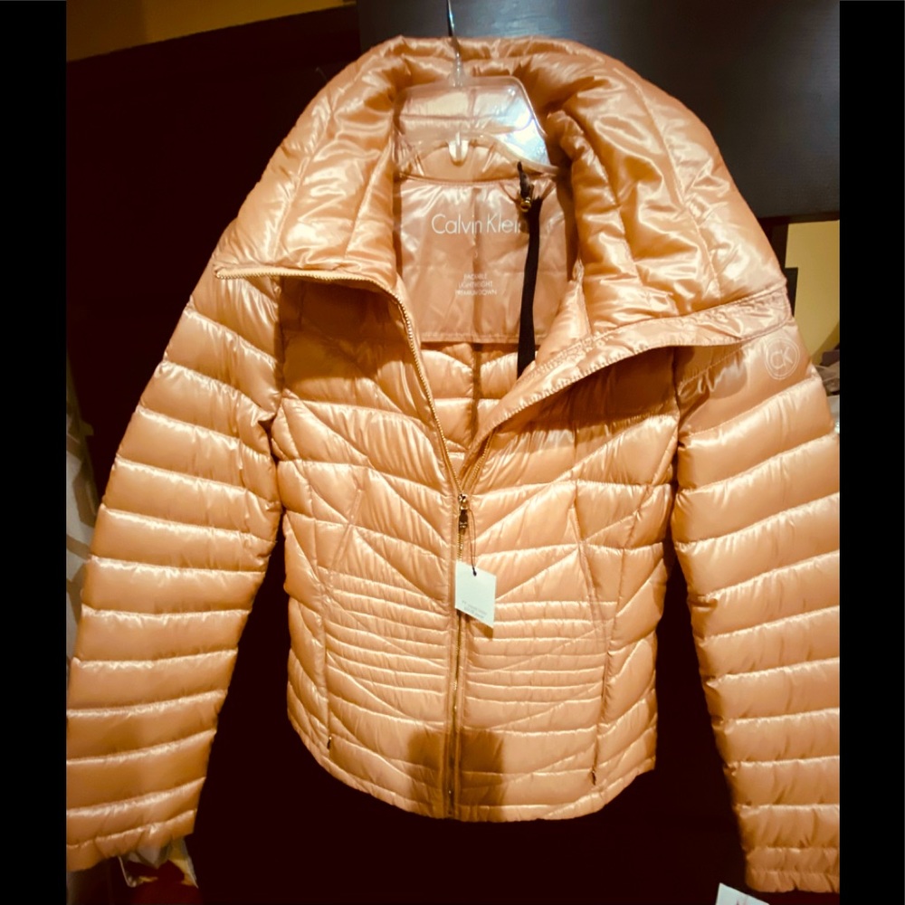 Stylish Calvin Klein foldable jacket